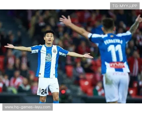 塞维利亚复兴豪强之路持续考验：当前赛季表现波动，对争冠形势产生影响。