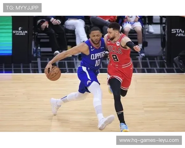 威斯布鲁克突破回合转向挡拆，较巅峰效率明显下滑