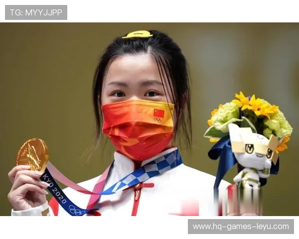 杨倩训练完顺手买了个包，价格够我交十年房租