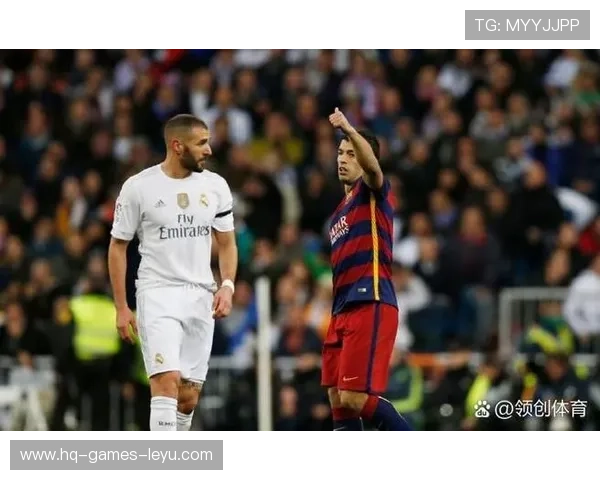 苏亚雷斯与本泽马在射门效率下沉与传球多点参与趋势分化