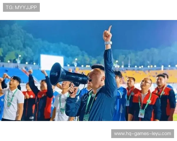 教练吃红牌后，球队为何还能继续比赛？