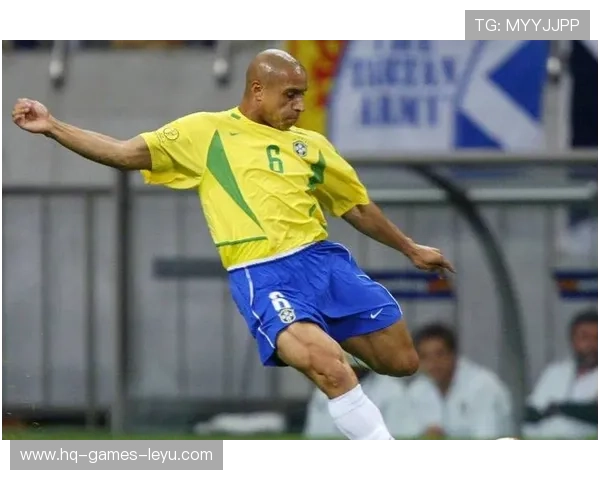 撕破防线的里瓦尔多盘带造势，较今季边锋更擅单挑